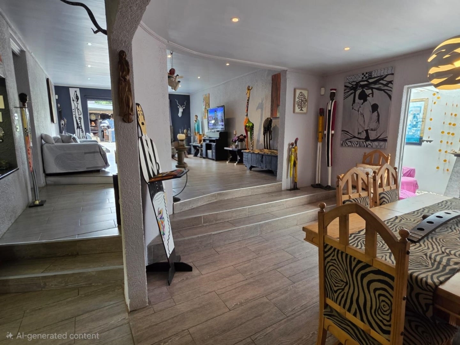 6 Bedroom Property for Sale in Heuwelsig Free State